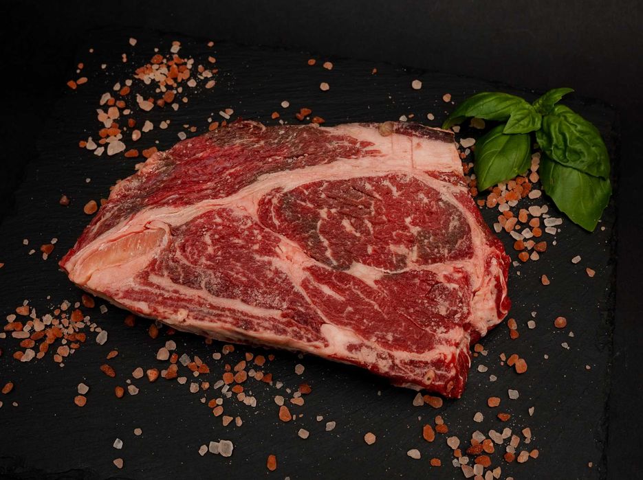 Steki sezonowane i świeże rasy Black Angus