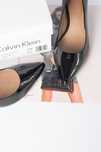 CALVIN KLEIN оригинал. Новые туфли чёрные лаковые на каблуке 35 US 5