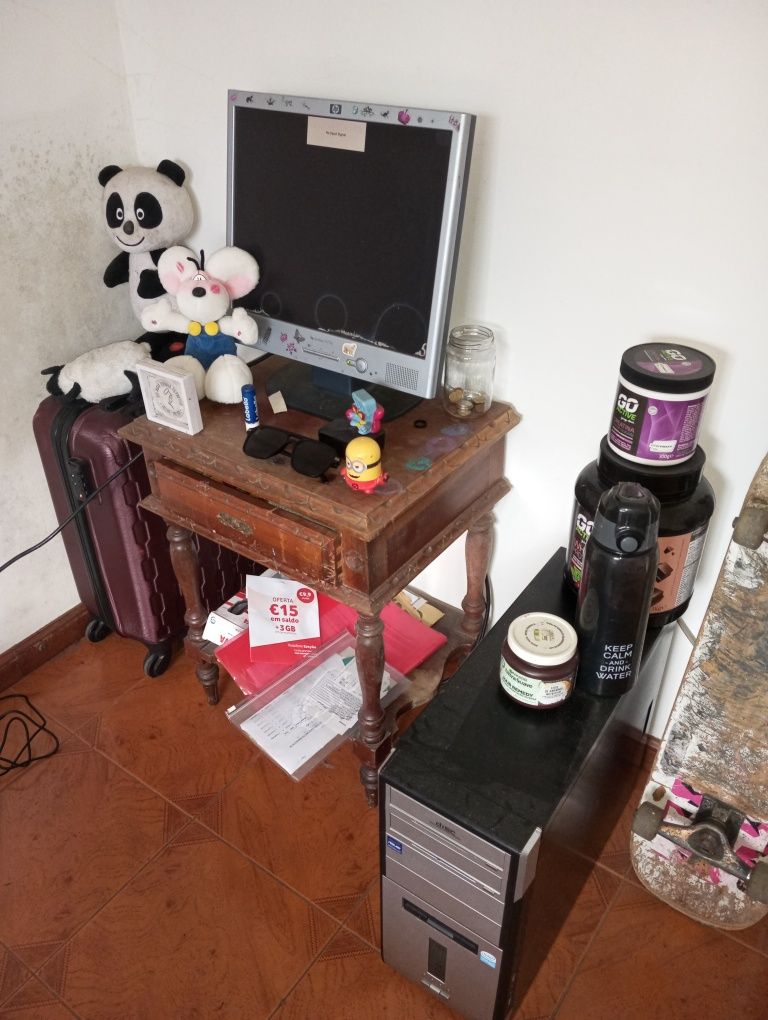 Computador + monitor