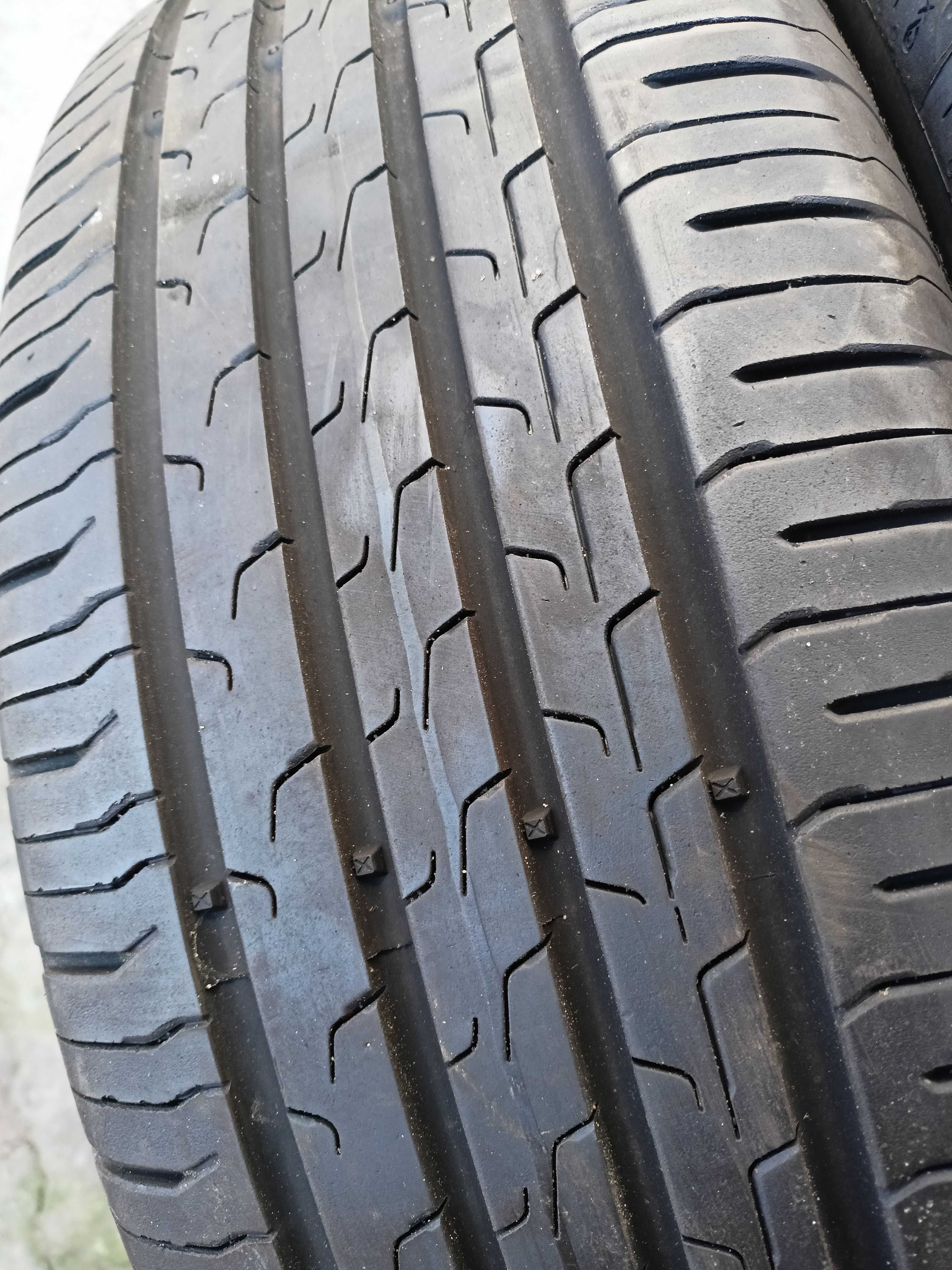 Opony letnie CONTINENTAL 215/60/17 CENA 4 SZT 21r jak nowe
