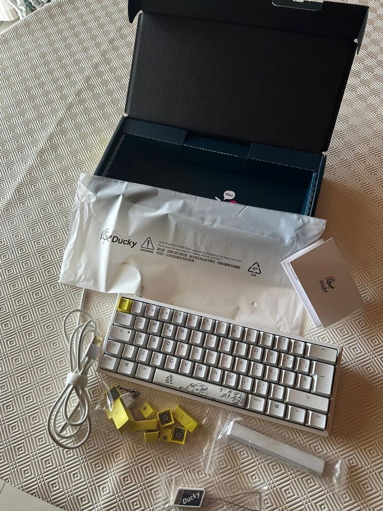 Teclado Ducky one 2 mini