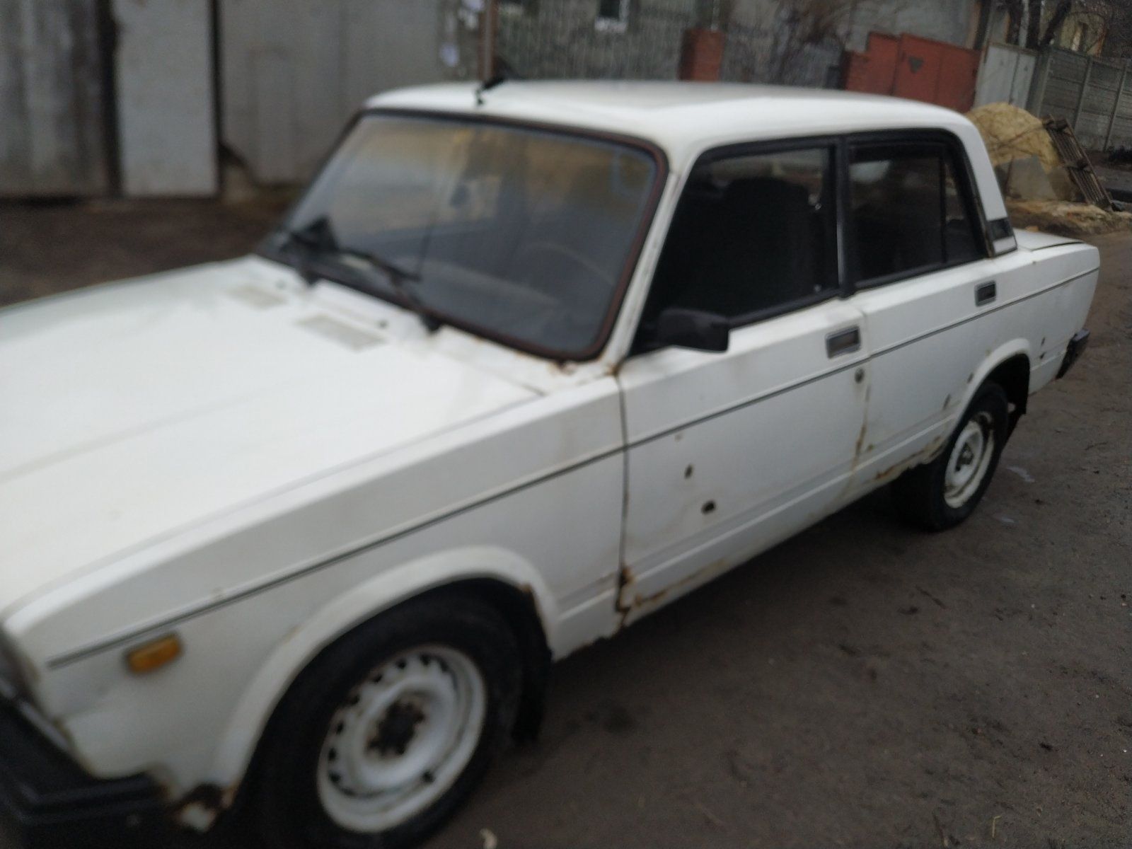 Продам ВАЗ 2107 1983г.20.000грн.