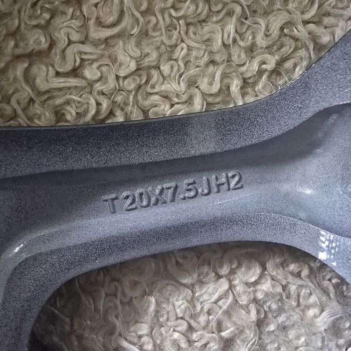 Nowe Oryginalne felgi Mopar 20 cali pacifica