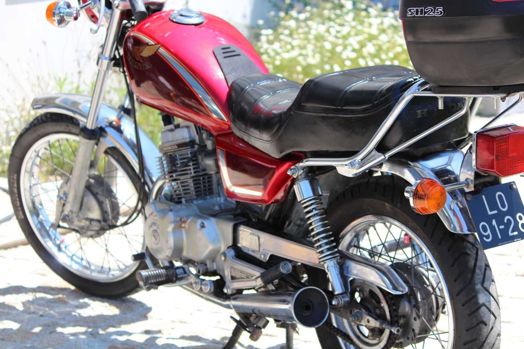 moto Honda CM 125