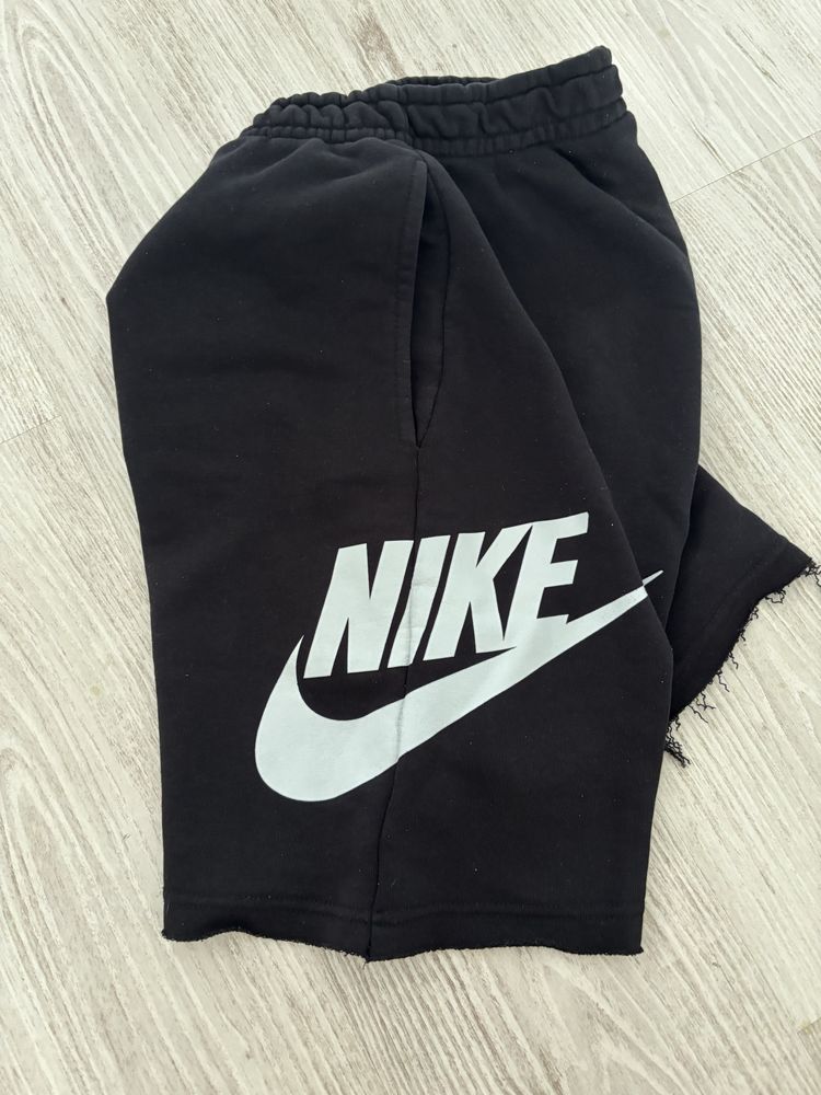 Черные Шорты nike