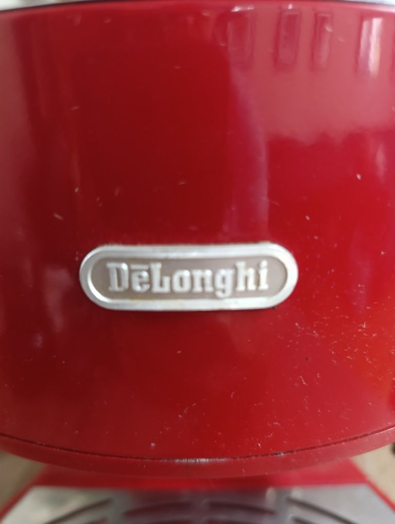 Ekspres do kawy DeLonghi