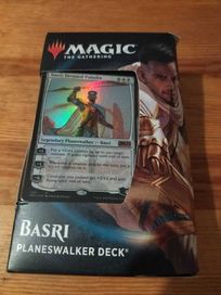 Magic the Gathering - Basri Planeswalker Deck (Devoted Paladin)