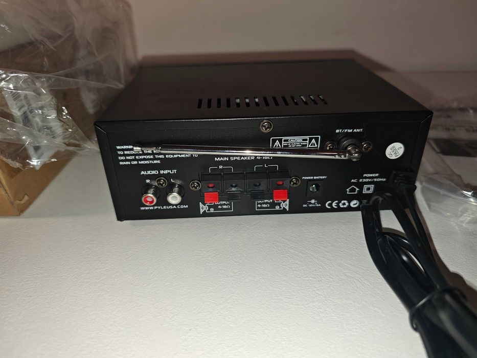 Wzmacniacz Pyle 2x100W