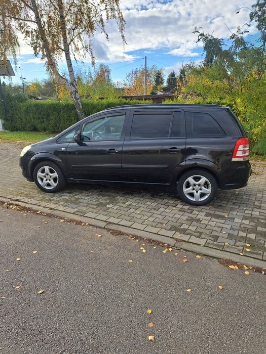 OPEL ZAFIRA B 1.8 140KM  2008