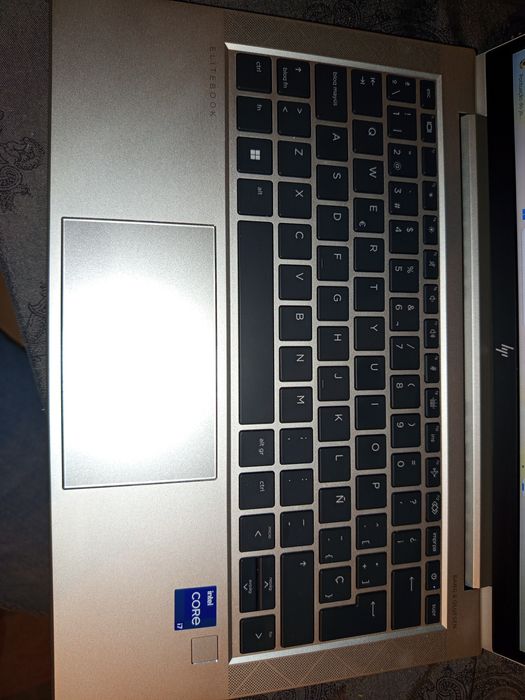 Portátil teclado ES HP Elitebook i7 16GB RAM 500GB