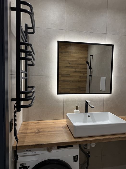 Продам 2х кімнатну квартиру з ремонтом ЖК Липки