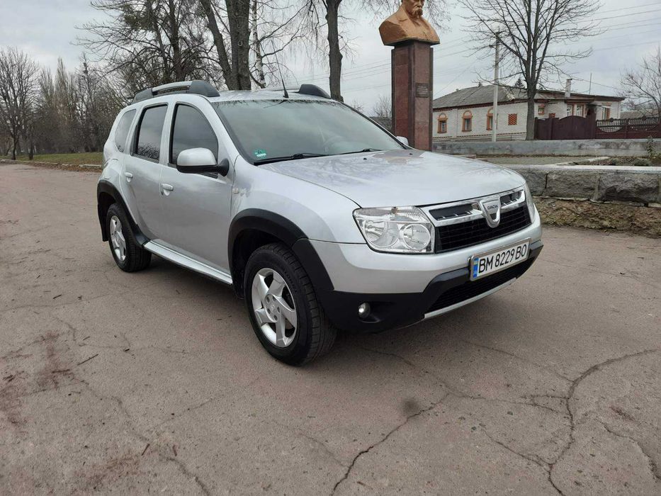 Продам Dacia Duster 2010
