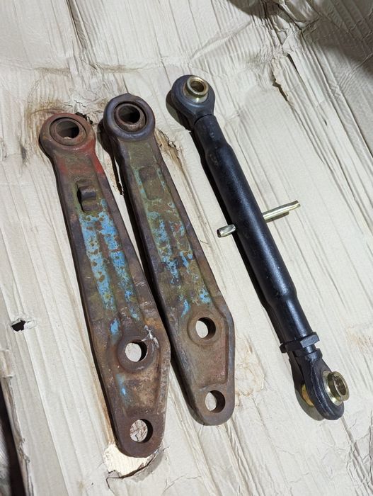 Навеска МтЗ 82 Раскос вінт поперечина Навіска МТЗ подовжувач тяга МТЗ