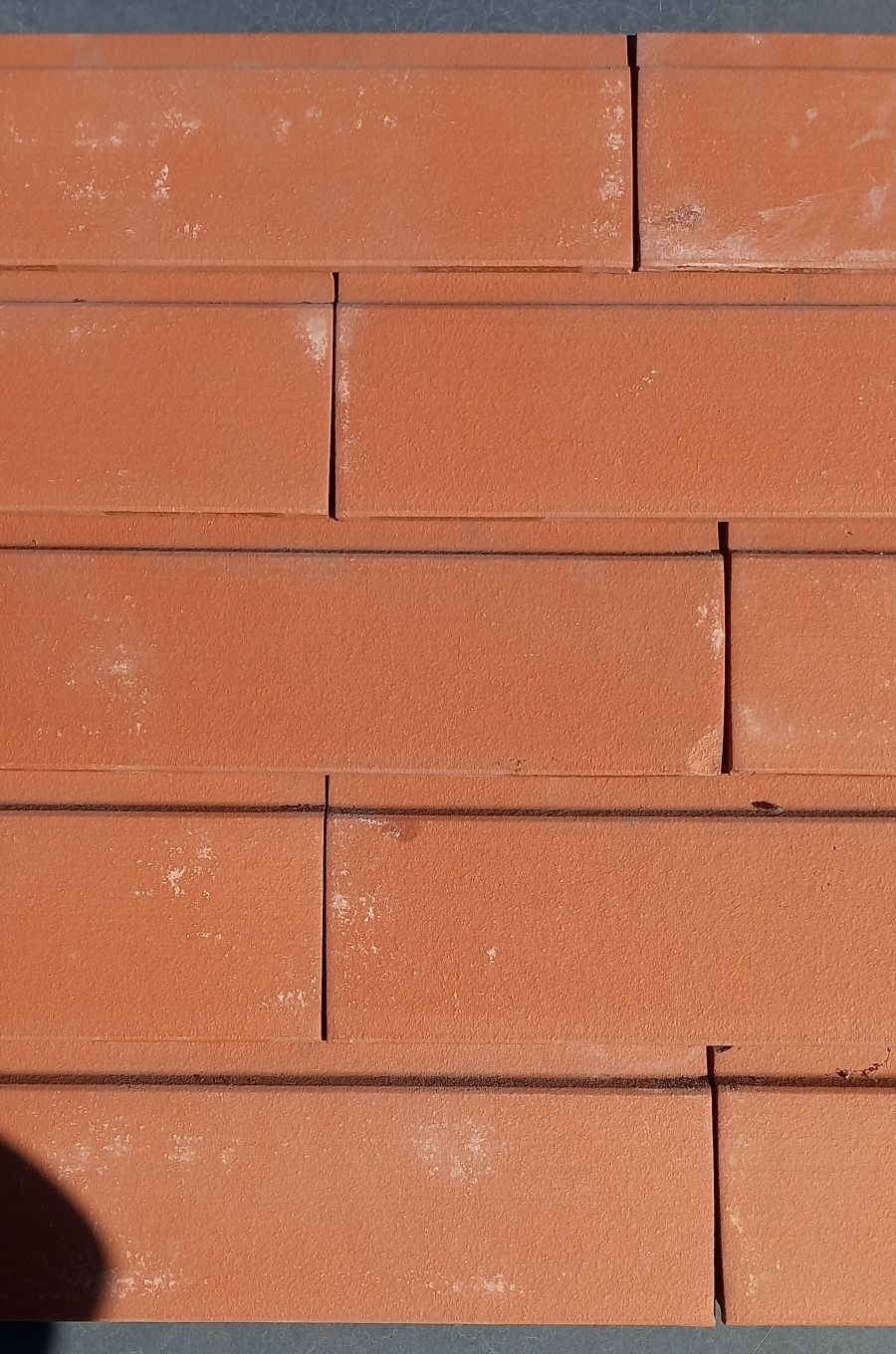 Azulejos como mostro nas fotos tenho vários m2