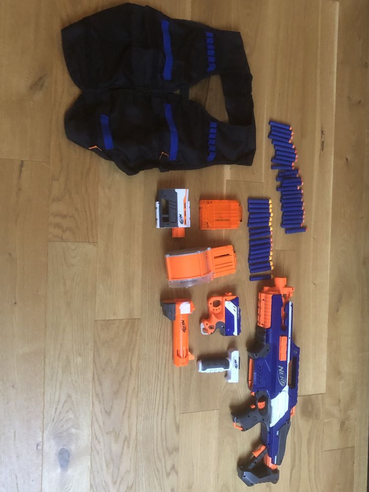Nerf rapidstrike + Nerf reflex