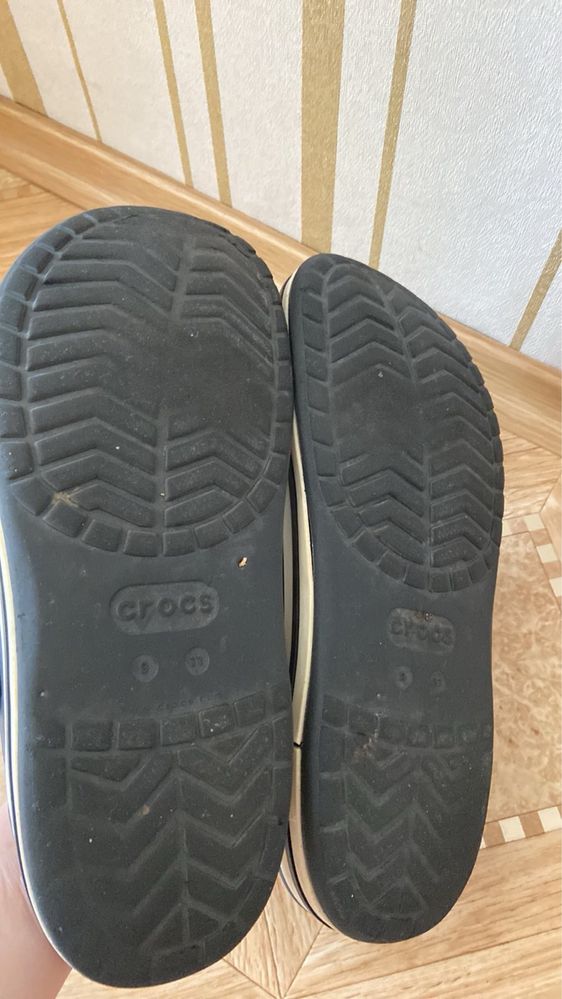 Тапочки crocs в хорошем состояний