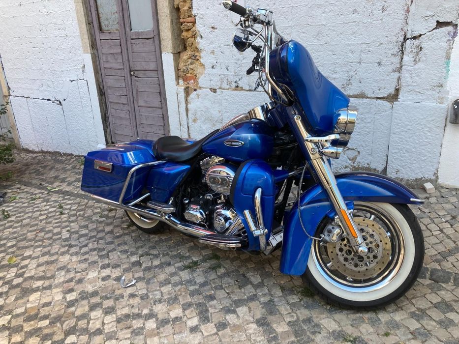 Harley Davidson UltraGlide CVO
