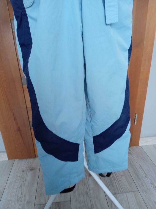 Narciarski kombinezon 128-134 cm ocieplany zimowy