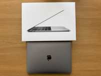 MacBook Pro 13-inch Space Gray/2.3GHz/8GB/256GB. Cały komplet