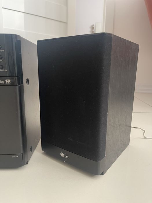 Mini wieża LG moc 2x 30 W RMS stan bardzo dobry