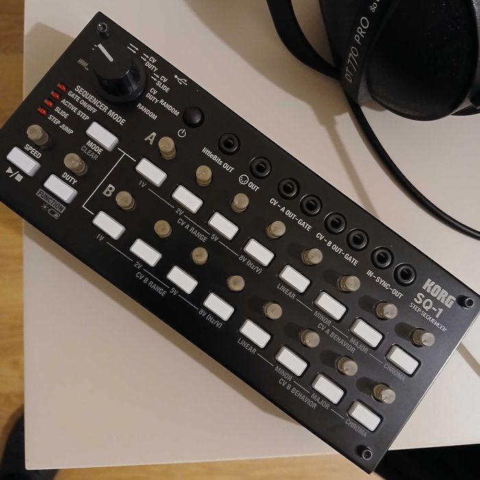 Sequenciador Korg SQ-1