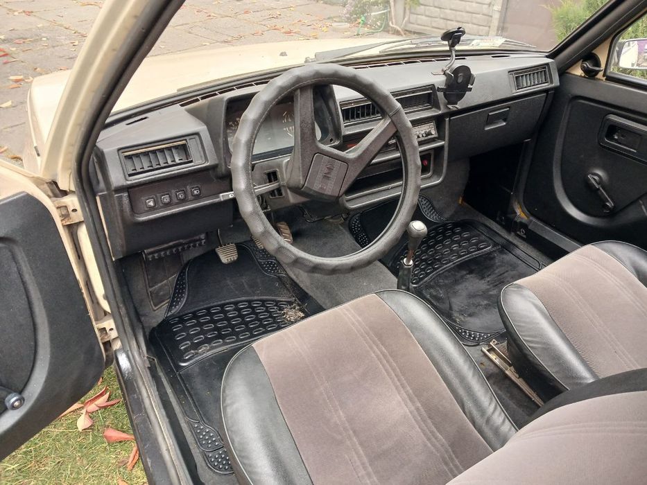 Продам Заз Таврію в дуже гарному стані!