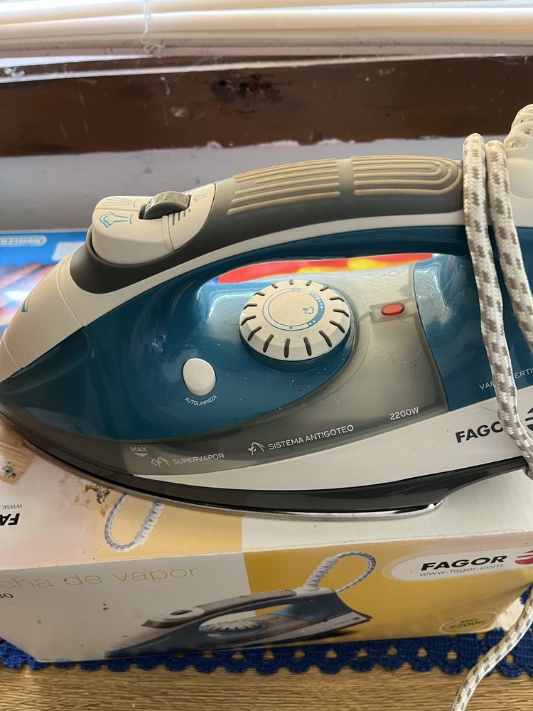 Ferro a vapor da Fagor novo
