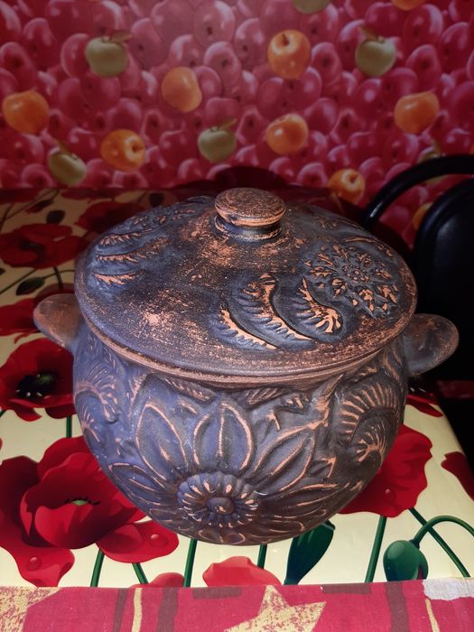 Кастрюля глиняная  на 3 л