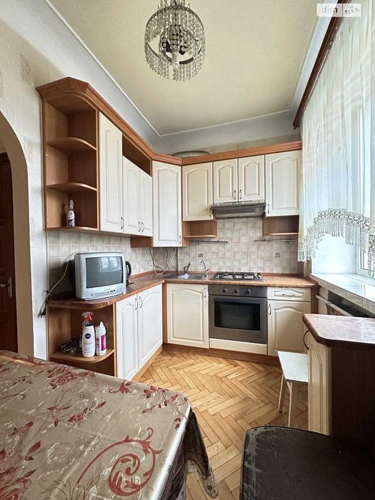 Найдешевша квартира в центрі!!!