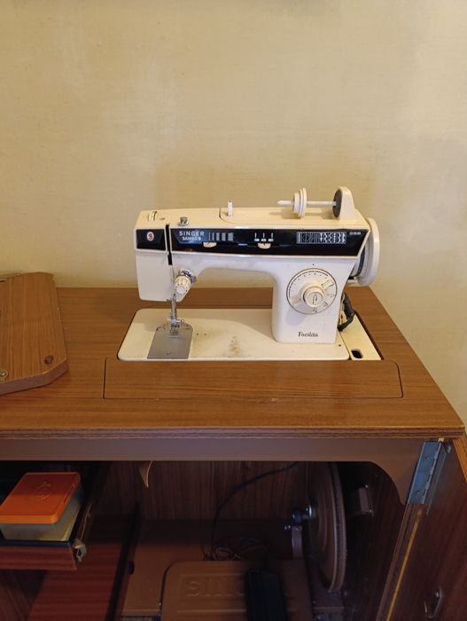 Máquina de costura Singer Samba 8