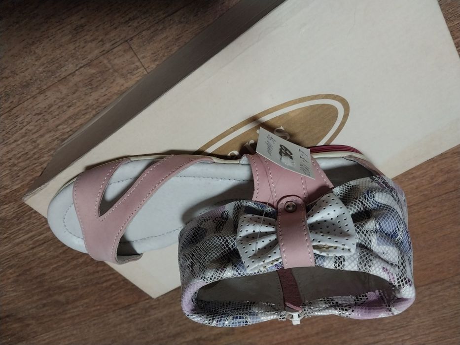 Продам новую кожанную обувь