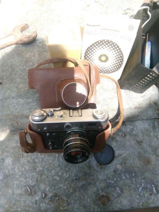 Фотоаппарат ФЭД 3 с фотовспышкой