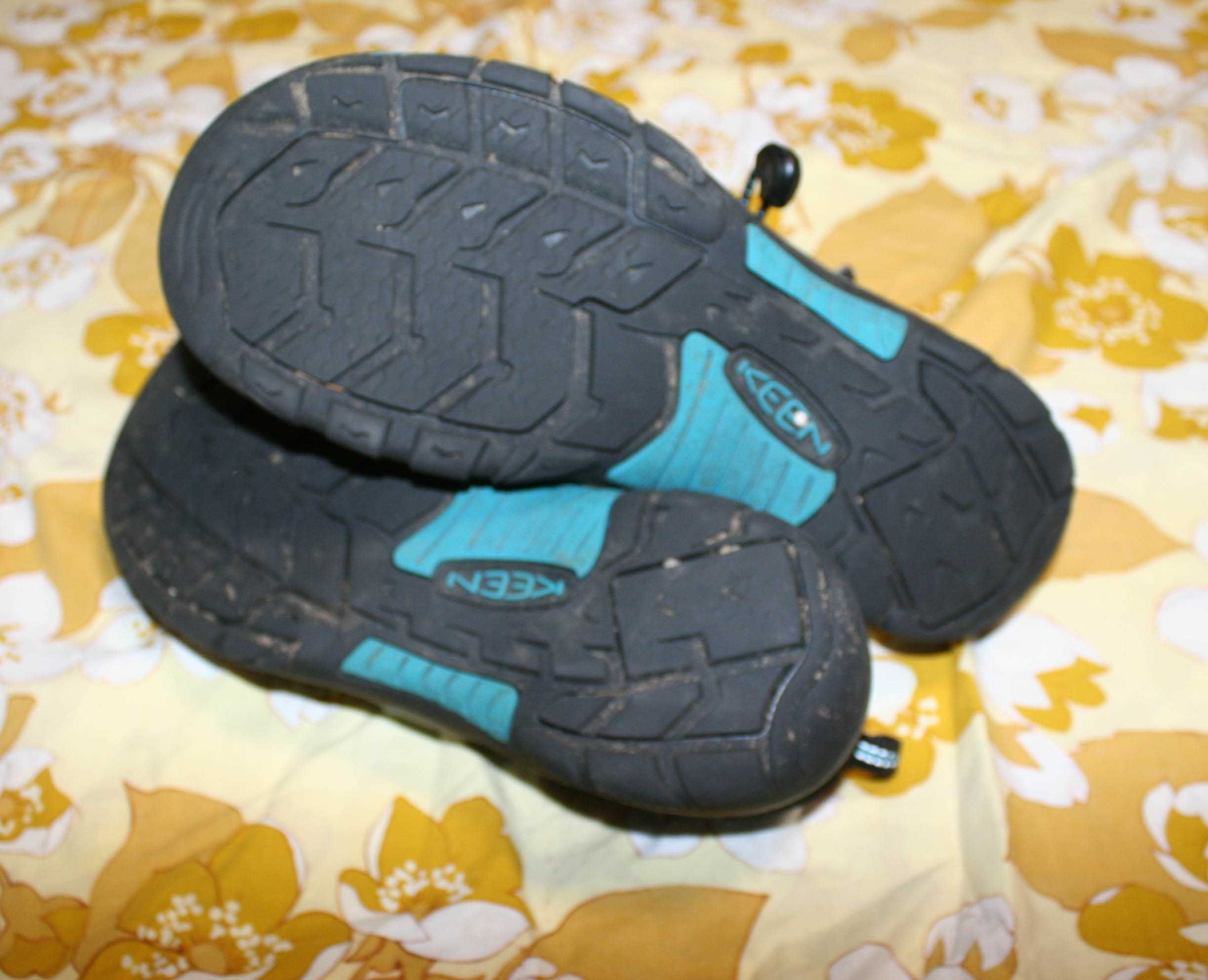 Трекінгові сандалі Keen 39 р