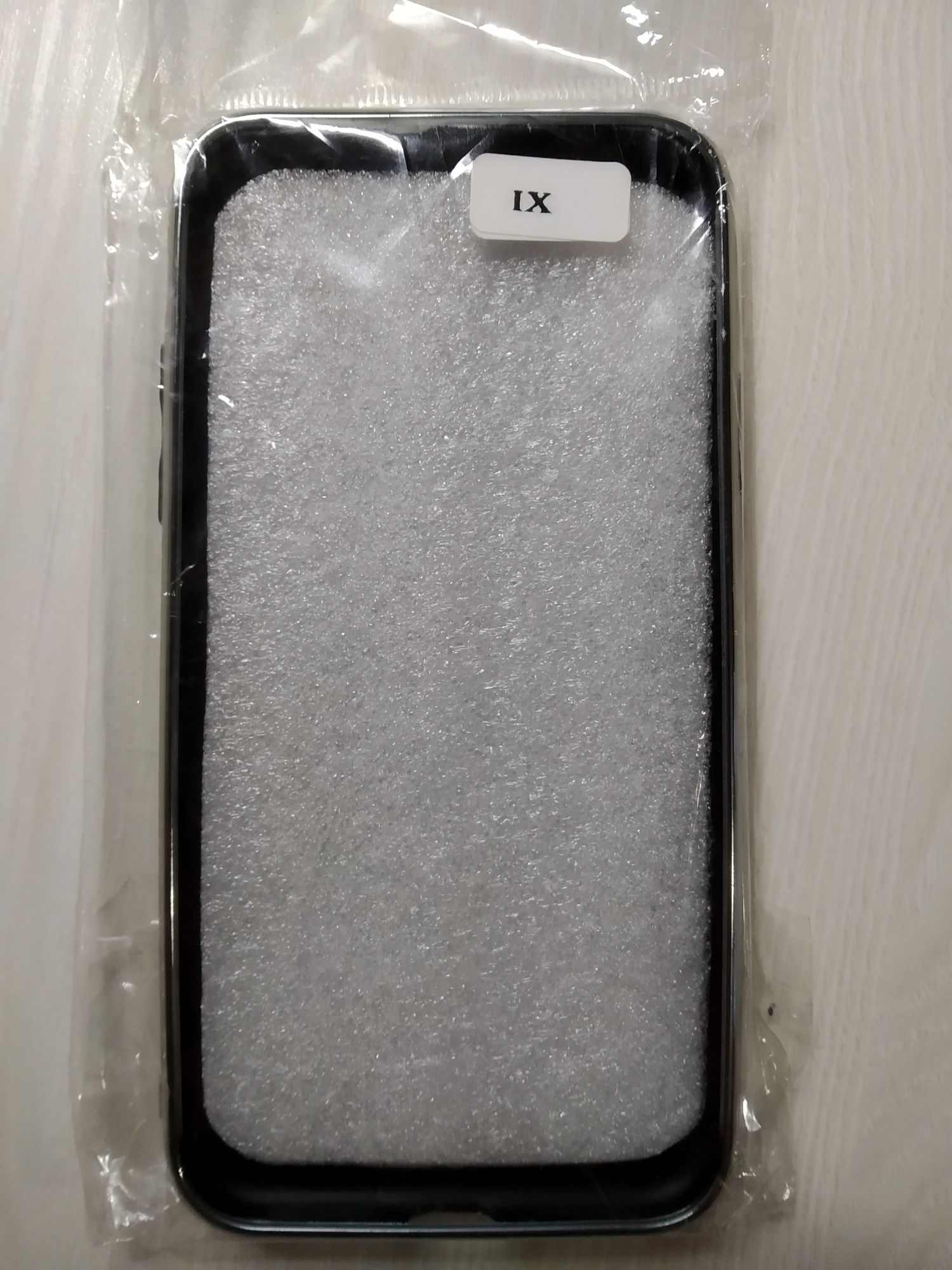 Бампер iPhone X / Xs
