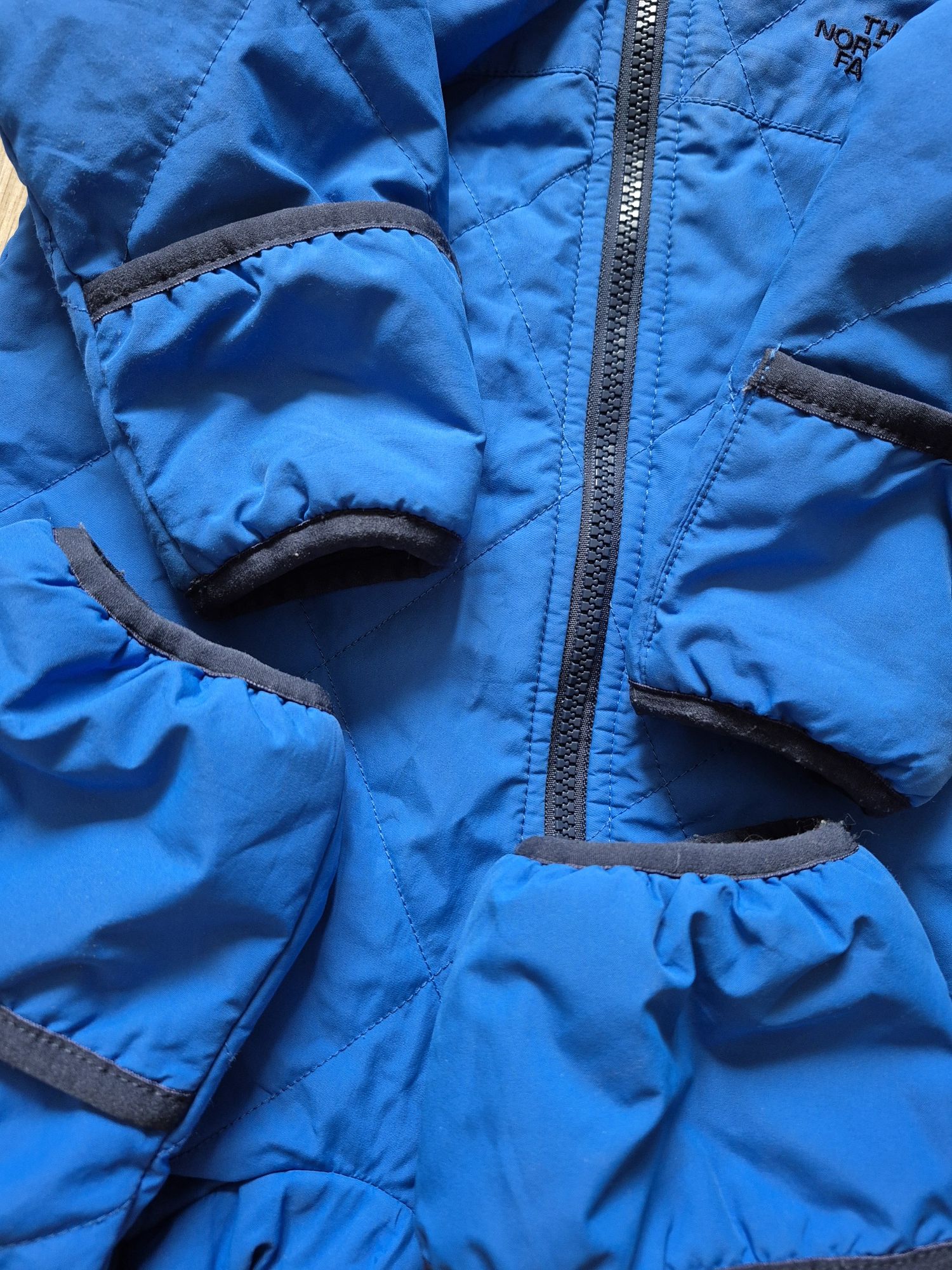 Комбінезон осінь/весна The north face 6-12 місяців