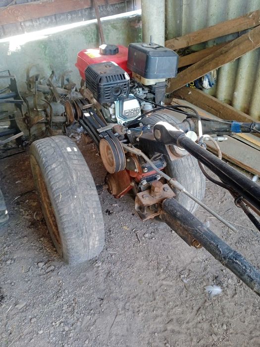 продам мотоблок зубр ременной