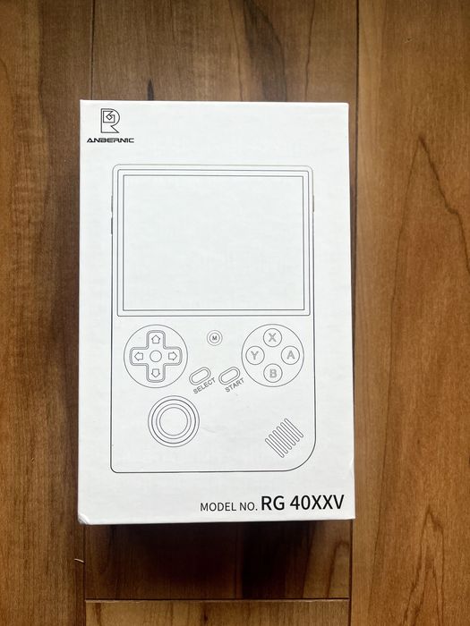 Anbernic RG40XX V + 2x karty microSD 32 GB + 256 GB stan idealny 10/10