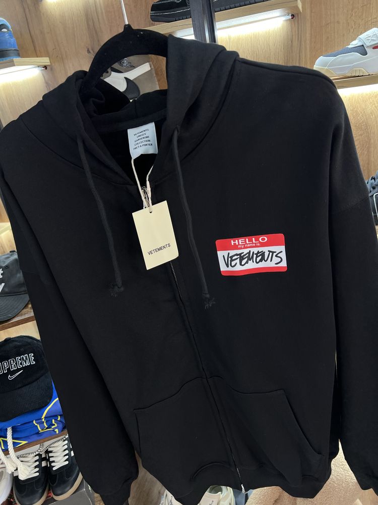 Зіп Худі VETEMENTS “My Name Is” Black / Red