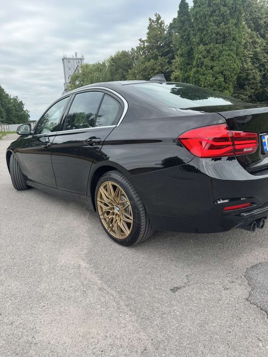 Продам BMW 3 series F30