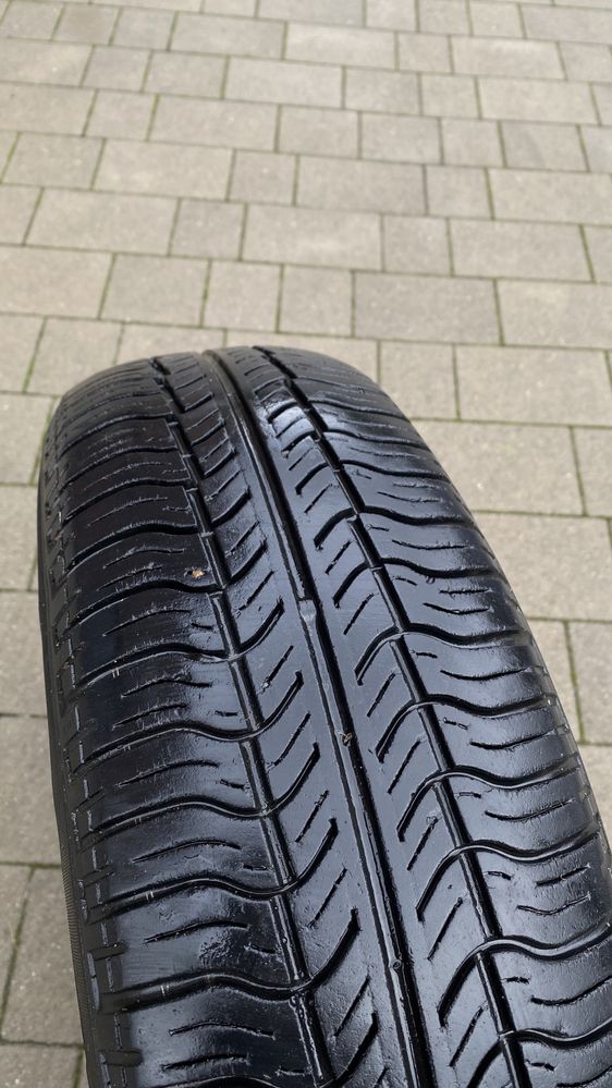 Opona Pirelli 175/70 R14