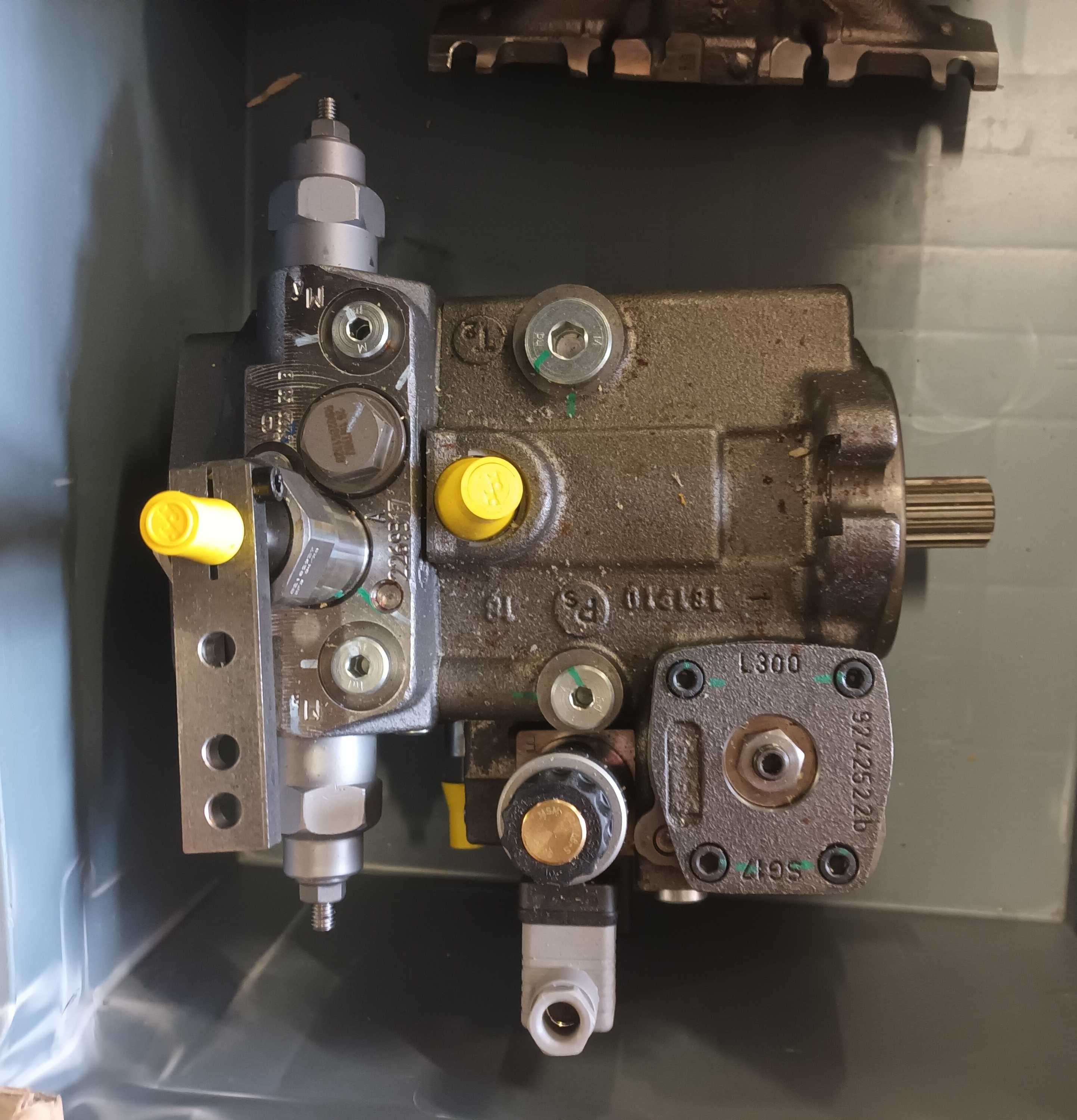 Pompa hydrauliczna Rexroth A10VG28DA1D3R NOWA