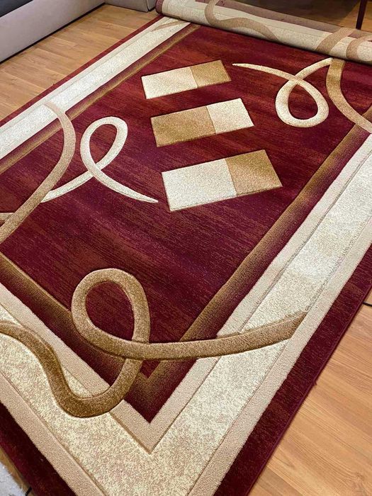 Продам б/у килим ( стан новий )