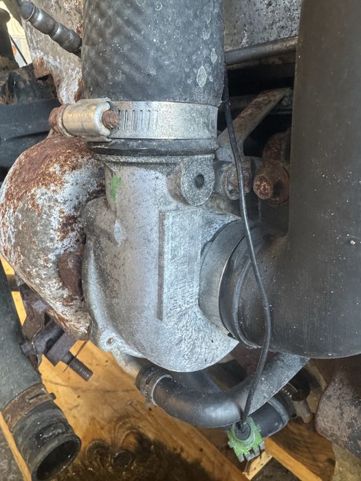 Mazda 323 Mecanica B6T