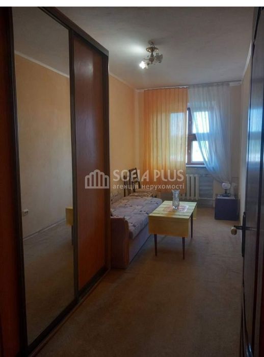 Срочно! 3к, Баумана пров. 8, недорого