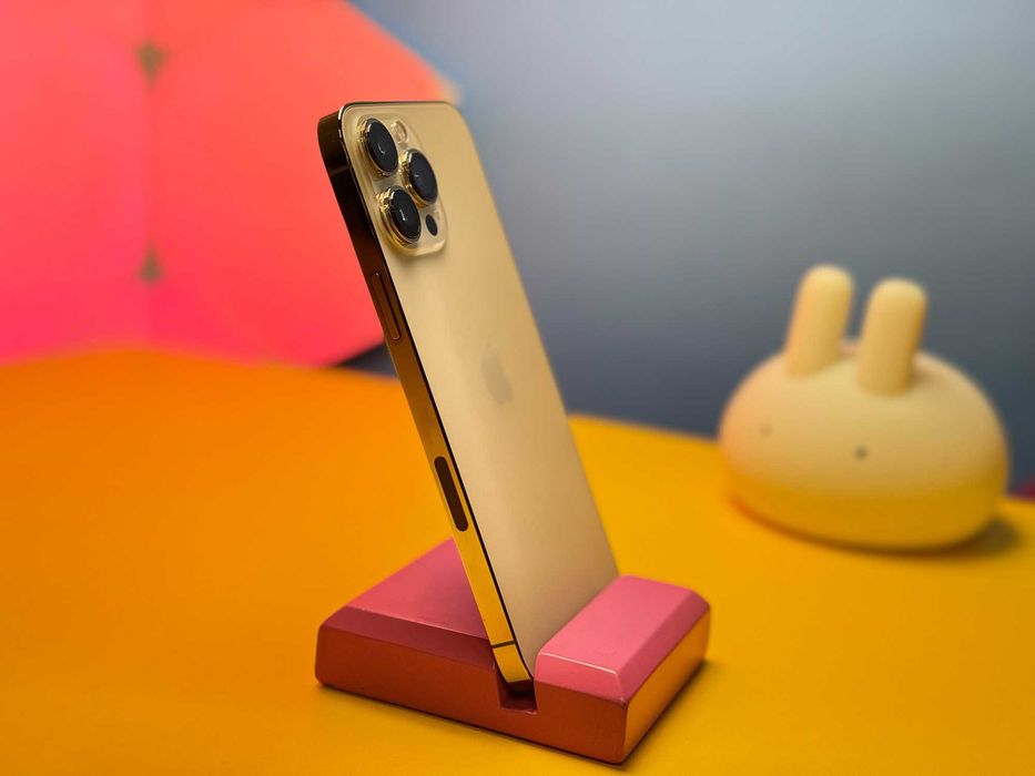 Смартфон Apple iPhone 13 Pro Max 128GB Gold (148790) Б/У З ГАРАНТІЄЮ