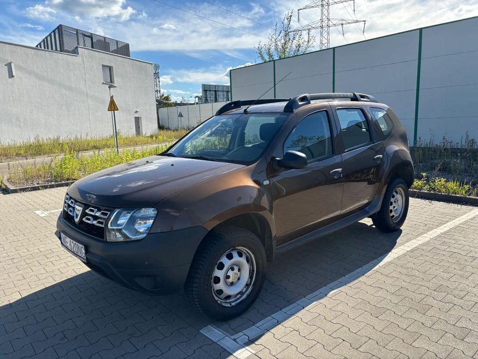 Dacia Duster Stan bardzo dobry. Oryginalny, niski przebieg.