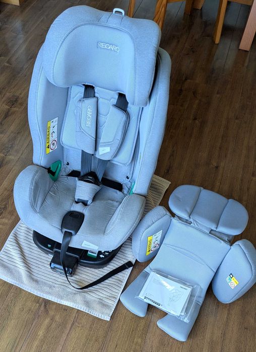RECARO Salia 125 i-Size Carbon Grey, 360º e ISOFIX