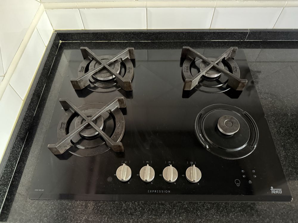 Cozinha completa com Eletrodomesticos e 2 pedras granito zimbawe