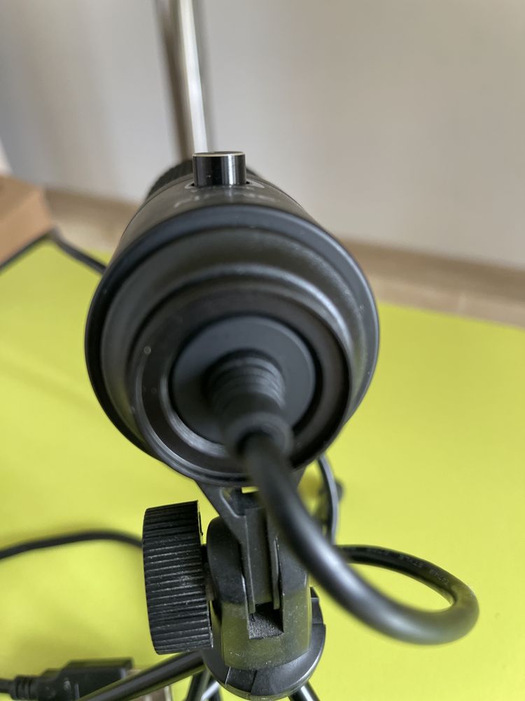 Продам мікрофон Fifine k 669