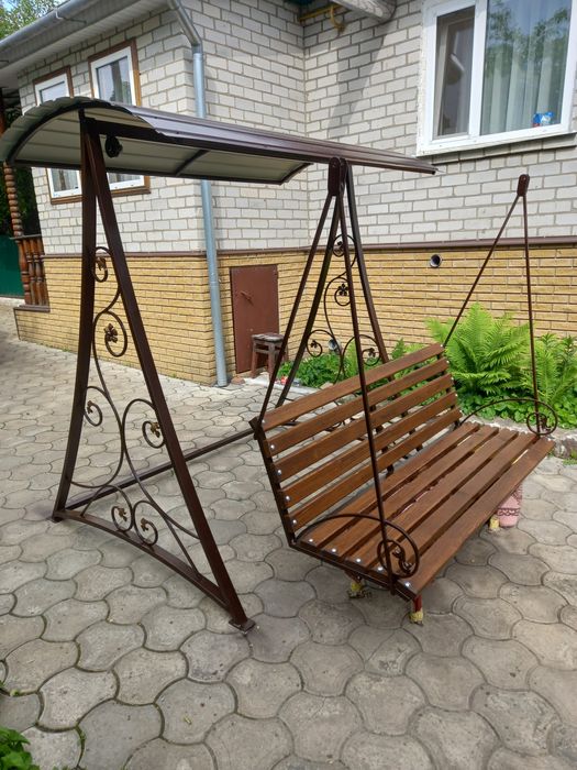 Садові качелі різних видів